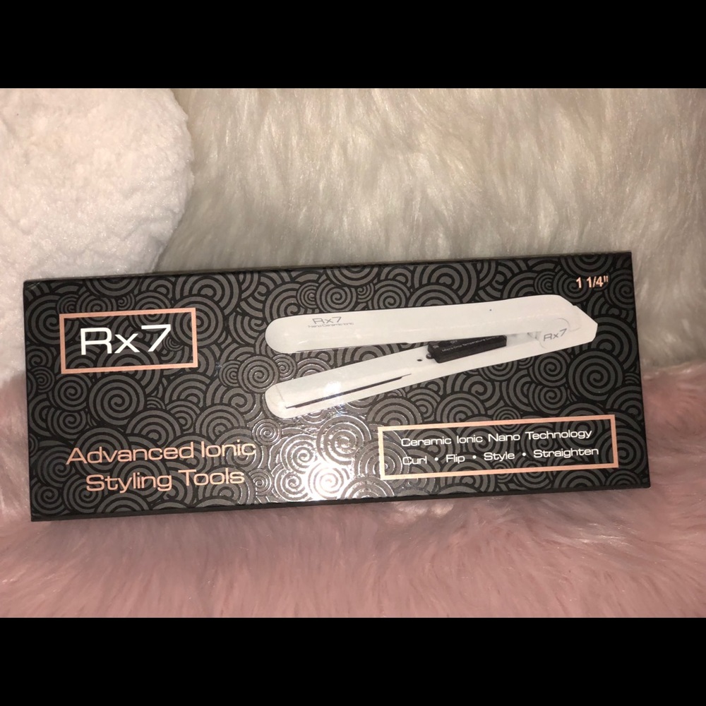 Brand New Flat Iron in Pearl White!!!